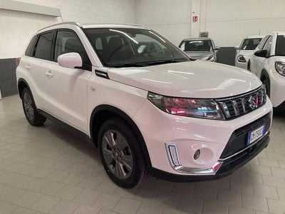 Usata Suzuki Vitara Cool 129 CV (94 kW) 2023 Bianco SUV