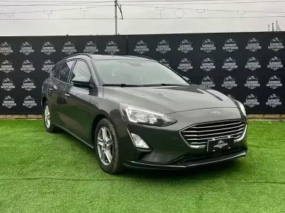 Usata Ford Focus ST-Line 120 CV (88 kW) 2022 Grigio Station wagon
