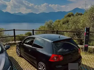 Usata VW Golf VI 140 CV (102 kW) 2009 Utilitaria