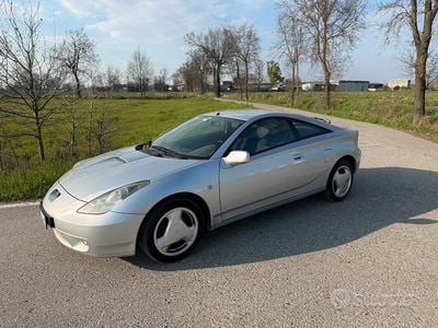 Usata Toyota Celica 2001 Grigio Coupé