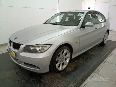 Brugt BMW 320 163 HK (119 kW) 2006 Grå Sedan