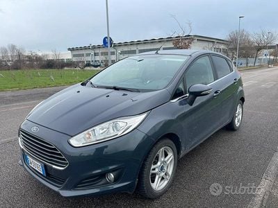 Usata Ford Fiesta 2014 Grigio Utilitaria