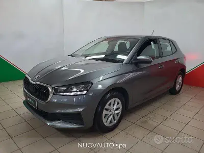 Usata Skoda Fabia Ambition 80 CV (58 kW) 2023 Grigio Utilitaria