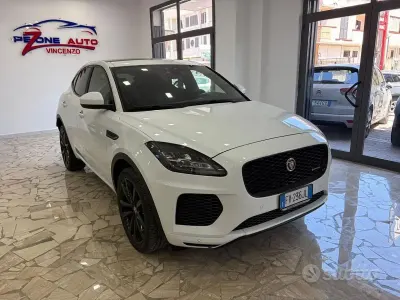 Usata Jaguar E-Pace R-Dynamic 150 CV (110 kW) 2019 Bianco SUV