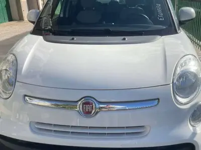 Usata Fiat 500L Living 105 CV (77 kW) 2013 Bianco Monovolume