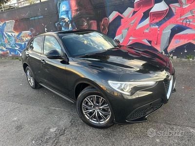 Usata Alfa Romeo Stelvio 190 CV (139 kW) 2020 Nero SUV