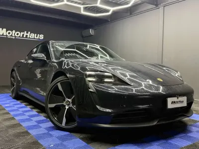 Usata Porsche Taycan Performance Package 119 kW (163 CV) 2021 Nero Berlina