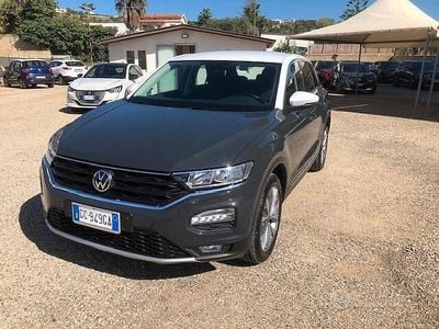 Usata VW T-Roc Style 110 CV (80 kW) 2020 Grigio SUV