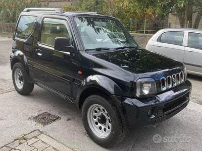 Second-hand Suzuki Jimny 82 CP (60 kW) 2001 Negru SUV
