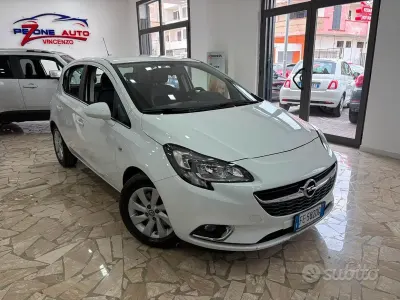 Usata Opel Corsa Cosmo 75 CV (55 kW) 2016 Bianco Utilitaria