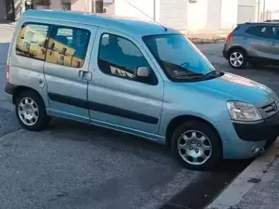 Usata Peugeot Partner 109 CV (80 kW) 2007 Bluazzurro Monovolume