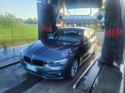 Usata BMW 320 Luxury Line 190 CV (139 kW) 2016 Station wagon