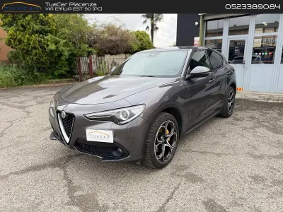 Usata Alfa Romeo Stelvio Tech Edition 210 CV (154 kW) 2019 Grigio SUV
