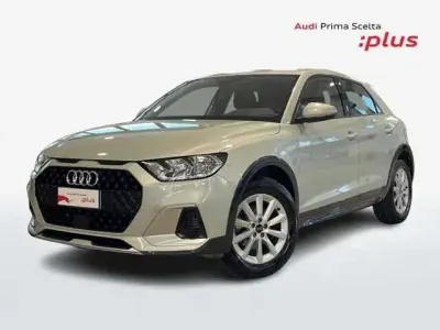 Usata Audi A1 Business 116 CV (85 kW) 2024 Argento SUV