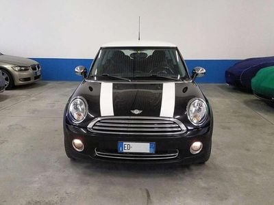 Usata Mini Cooper 120 CV (88 kW) 2010 Nero Utilitaria
