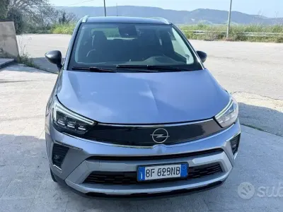 Usata Opel Crossland Elegance 120 CV (88 kW) 2021 Grigio SUV