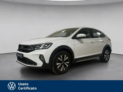 Usata VW Taigo Life 95 CV (69 kW) 2023 Bianco / pastello SUV