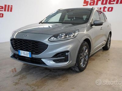 Usado Ford Kuga ST-Line 150 CV (110 kW) 2021 Gris SUV