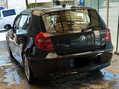 Używany BMW 118 143 KM (105 kW) 2009 Czarny Hatchback