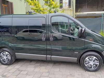 Usata Opel Vivaro 101 CV (74 kW) 2004 Verde Monovolume