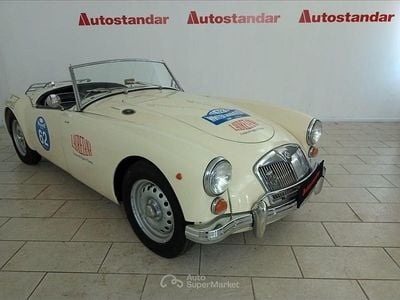 Nuova MG MGA 107 CV (78 kW) 2025 Bianco Cabrio