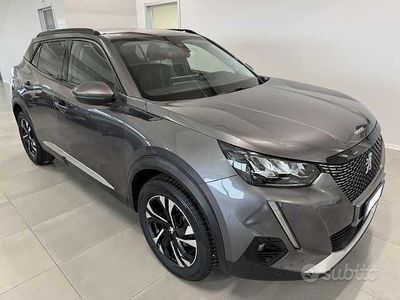 Usata Peugeot 2008 Allure 131 CV (96 kW) 2020 Grigio SUV