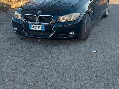 Nero Usata 2009 BMW 320 Station wagon | 3000 € (Buon prezzo)