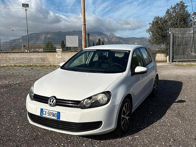 Usata VW Golf VII Highline 105 CV (77 kW) 2012 Bianco Berlina