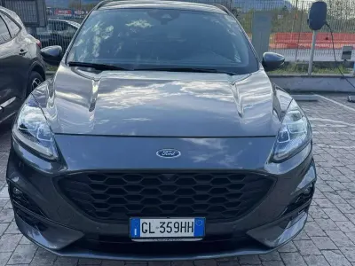 Usata Ford Kuga ST-Line X 152 CV (111 kW) 2022 Grigio SUV