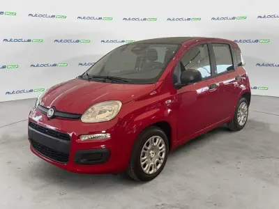 Nuova Fiat Panda Icon 64 CV (47 kW) 2026 Rosso Utilitaria