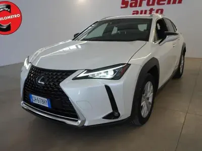 Usata Lexus UX Business Edition 152 CV (111 kW) 2021 Bianco SUV