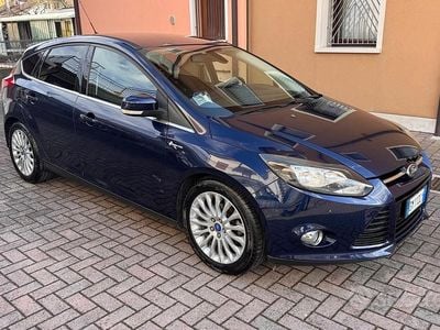Usata Ford Focus Titanium 116 CV (85 kW) 2012 Blu Berlina