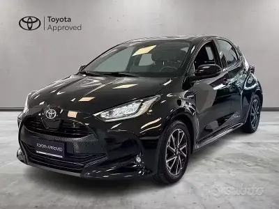 Usata Toyota Yaris Hybrid Trend 116 CV (85 kW) 2022 Nero Berlina