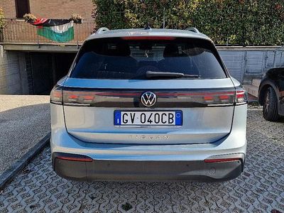 Usata VW Tiguan 150 CV (110 kW) 2024 Grigio SUV