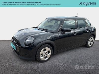 Nuova Mini Cooper Classic 114 kW (156 CV) 2025 Nero Utilitaria