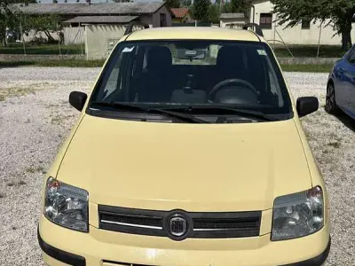 Usata Fiat Panda Dynamic 60 CV (44 kW) 2009 Giallo Utilitaria