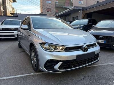 Usata VW Polo R-line 116 CV (85 kW) 2024 Argento Berlina