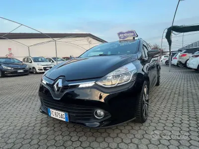 Usata Renault Clio 90 CV (66 kW) 2016 Nero Station wagon