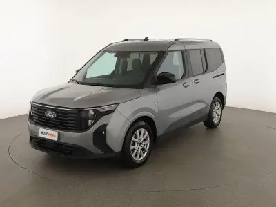 Usata Ford Tourneo Courier Titanium 125 CV (91 kW) 2024 Grigio Monovolume