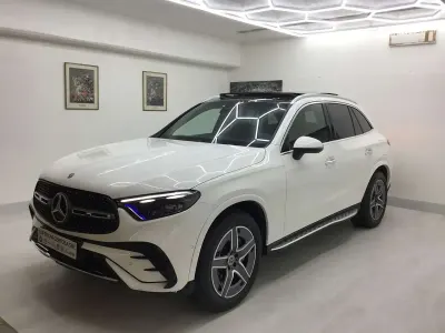Usata Mercedes GLC300e AMG Line Premium Plus 197 CV (144 kW) 2024 Perla SUV