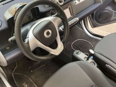 Usata Smart ForTwo Coupé Passion 84 CV (61 kW) 2010 Bianco Utilitaria