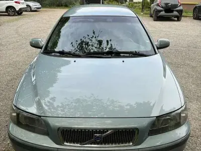 Usata Volvo V70 170 CV (125 kW) 2001 Blu/azzurro Station wagon