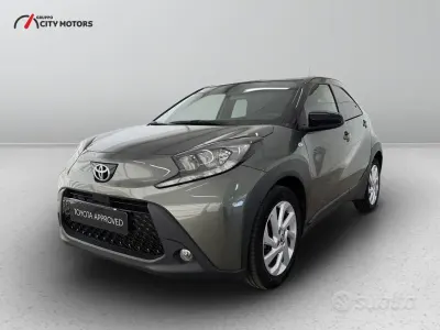 Usata Toyota Aygo X Trend 72 CV (52 kW) 2022 Nero SUV