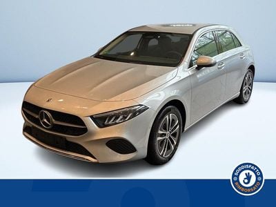 Usata Mercedes A250 Advanced 218 CV (160 kW) 2024 Argento metallizzato Berlina