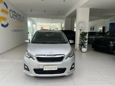 Usata Peugeot 108 Allure 82 CV (60 kW) 2016 Gray Berlina