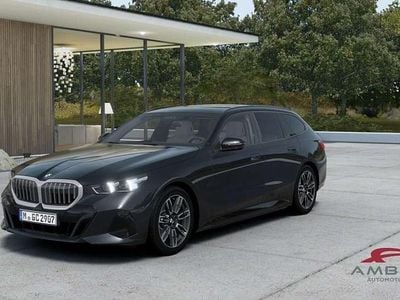Nuova BMW 520 M Sport 197 CV (144 kW) 2026 Sophisto grey metallizzato Station wagon