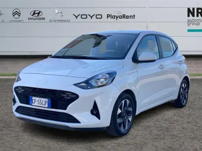 Usata Hyundai i10 67 CV (49 kW) 2023 Bianco Utilitaria