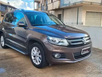 Usata VW Tiguan Sportline 110 CV (80 kW) 2012 Marrone SUV