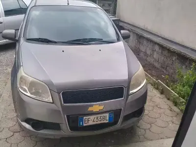 Usata Chevrolet Aveo 84 CV (61 kW) 2010 Grigio Berlina