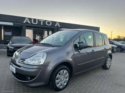Usata Renault Modus Night&Day 90 CV (66 kW) 2011 Grigio Monovolume
